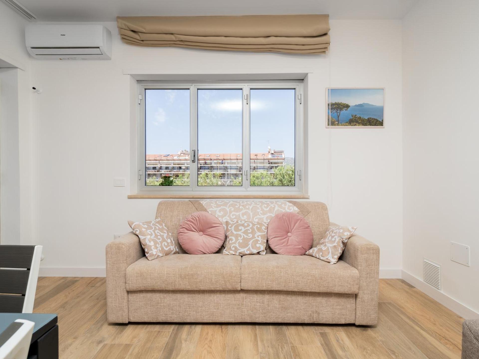 Appartamento Casa Nonno Angelo Sorrento - Free parking - Seaview Esterno foto
