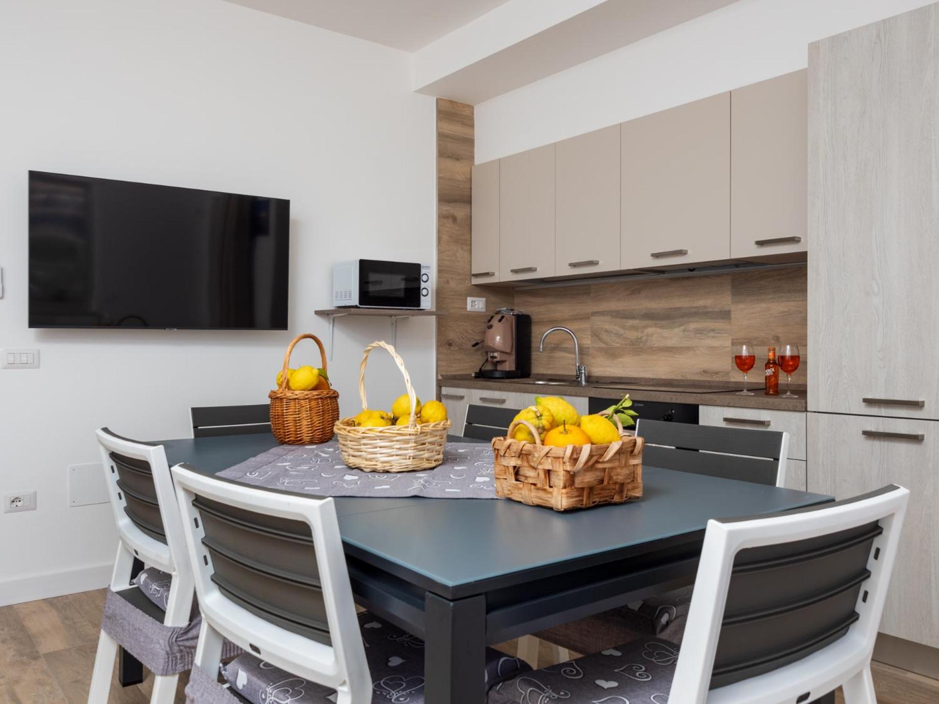 Appartamento Casa Nonno Angelo Sorrento - Free parking - Seaview Esterno foto