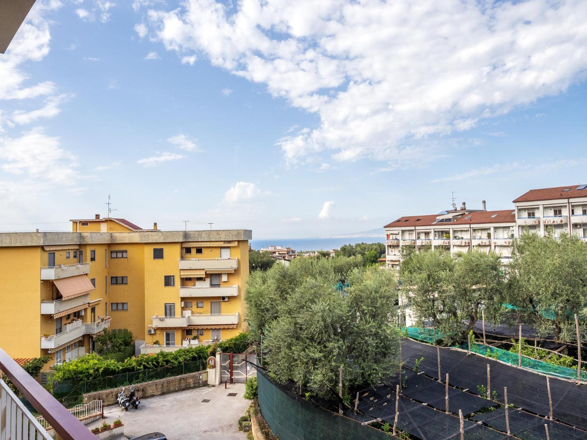 Appartamento Casa Nonno Angelo Sorrento - Free parking - Seaview Esterno foto